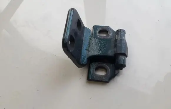 Renault Espace III Rear door lower hinge