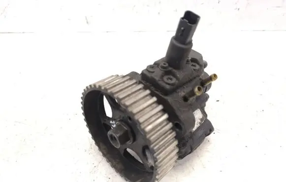 Peugeot 806 Fuel injection high pressure pump 0445010021 0281002493