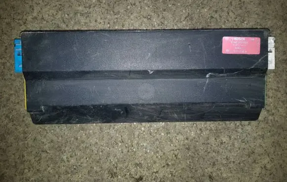 BMW 5 E34 Air conditioning/heating control unit 8390038 9140010004