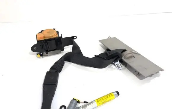 Opel Insignia A Front seatbelt 12848367