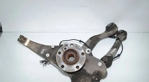 BMW 5 GT F07 Front wheel hub spindle knuckle 6777749 31216777749 31214082755
