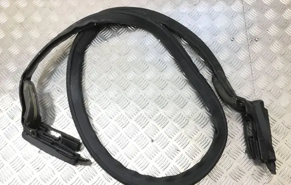 Mercedes-Benz S C217 Trunk rubber seal (body) A2177501098