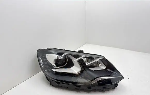Volkswagen Sharan Headlight/headlamp 7N1941034D