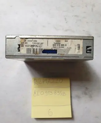 Audi A8 S8 D2 4D GPS navigation control unit/module 4D0919894