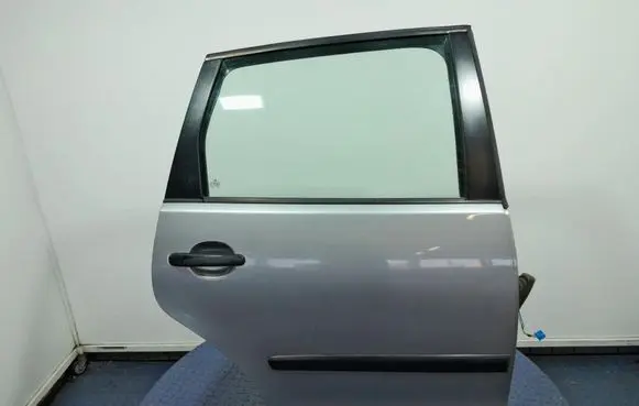 Rear door
