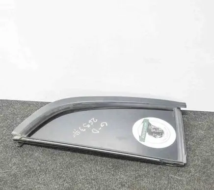 Mitsubishi L200 Rear side window 43R000042 MN117606
