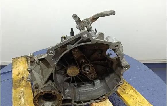 Seat Toledo III (5P) Manual 6 speed gearbox LVN