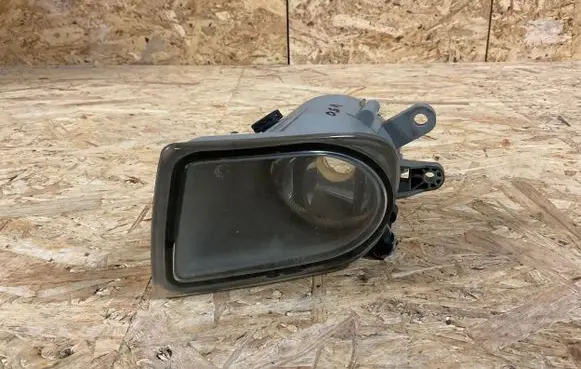 Volvo V50 Front fog light 0305075001