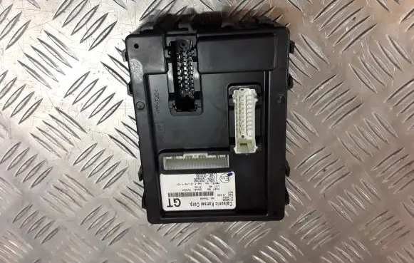 Nissan Note (E12) Other control units/modules 116RAI000280 284B1