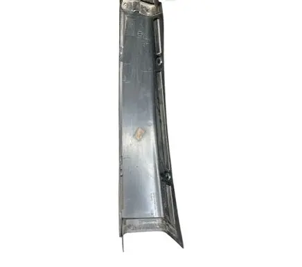 Front door glass trim molding