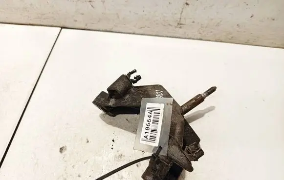 Renault Laguna III Engine mounting bracket