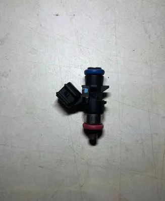 Chrysler Town & Country V Fuel injector 05184085AC 0280158233