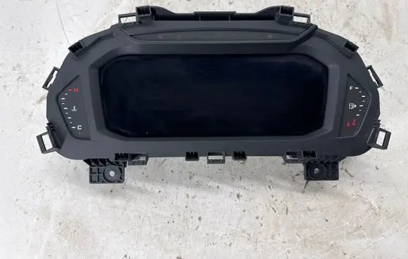 Audi Q3 F3 Speedometer (instrument cluster) 83A920800B 2000309 1992820261