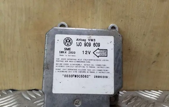 Volkswagen Golf IV Airbag control unit/module 1J0909609 5WK42800