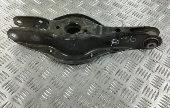 BMW 4 F36 Gran coupe Coil spring/strut mount 686754002