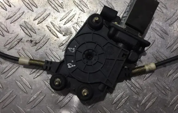 Fiat Marea Front door window regulator motor