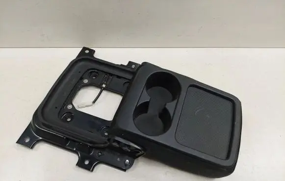 Subaru Forester SH Rear seat armrest 