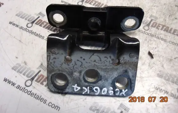 Volvo XC90 Tailgate hinge 30674732