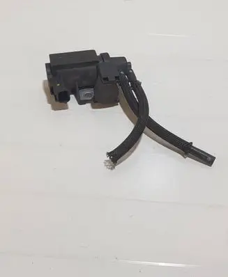 Toyota Avensis T250 Turbo solenoid valve 258190R010 70051307 051053