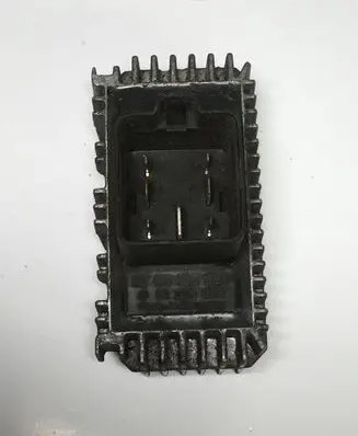 Opel Frontera B Glow plug pre-heat relay 09132691 51299008