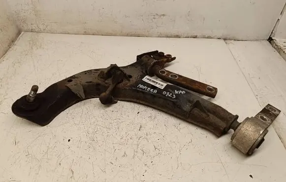 Nissan Primera Front lower control arm/wishbone