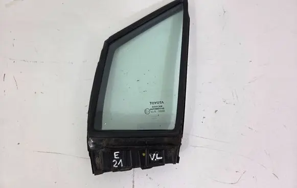 Toyota Corolla E210 E21 Front door vent window glass four-door 6821602020