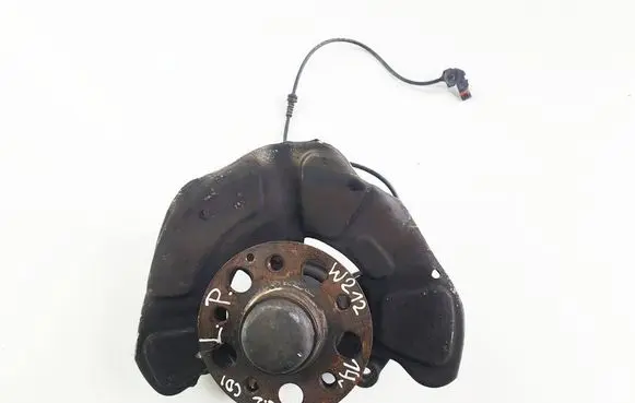 Mercedes-Benz E W212 Front wheel hub spindle knuckle