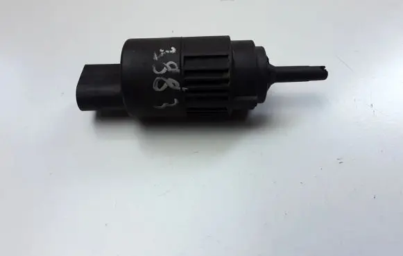 Nissan Qashqai Windscreen/windshield washer pump 28920JD00A