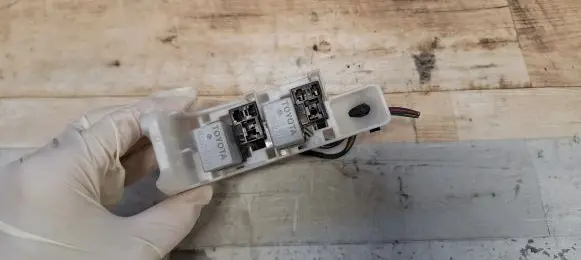 Toyota Auris 150 Fuse box set 9008087019