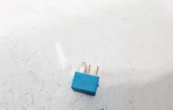 Toyota Yaris Other relay 9098702027