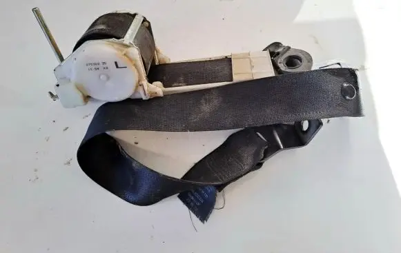 Opel Zafira A Front seatbelt