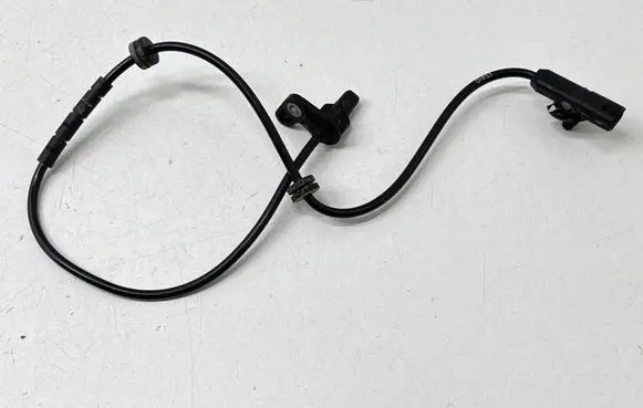 Renault Captur ABS rear brake sensor 479006998R