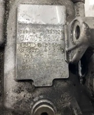 Audi A4 S4 B6 8E 8H Fuel injection high pressure pump 059130106H 0470506024