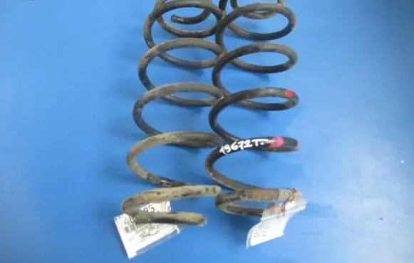 Suzuki Swift I Rear coil spring