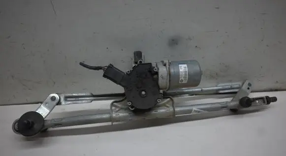 Front wiper linkage and motor