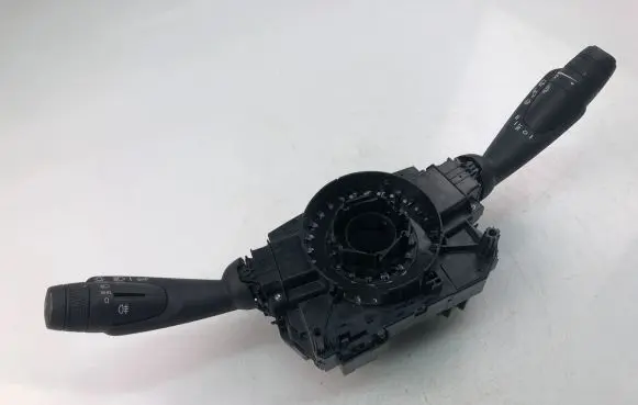 Volvo S60 Indicator stalk 31481447
