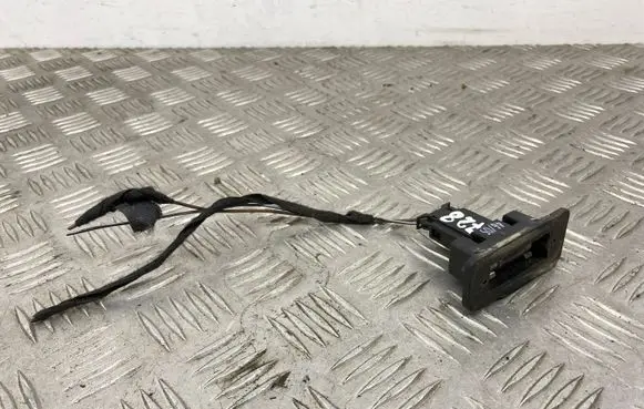 Mercedes-Benz E W211 Number plate light