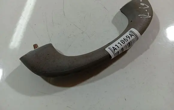 Rear interior roof grab handle