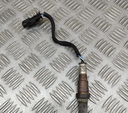 Volvo XC40 Lambda probe sensor 32253603