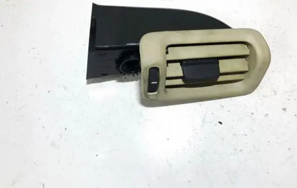 Volvo S80 Dash center air vent grill 06e5365