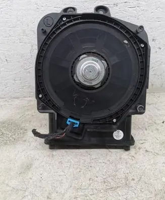 BMW 2 F46 Subwoofer speaker 9275995