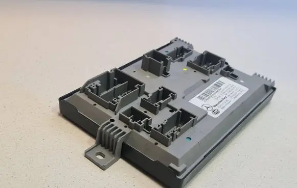 Mercedes-Benz E W213 Comfort/convenience module A2139009722 A2139015206 A1679024501