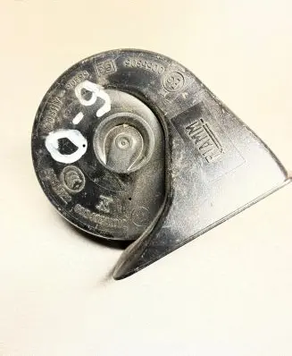 Opel Combo D Horn signal A046522