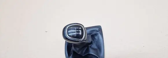 Hyundai i40 Gear shifter surround trim plastic 