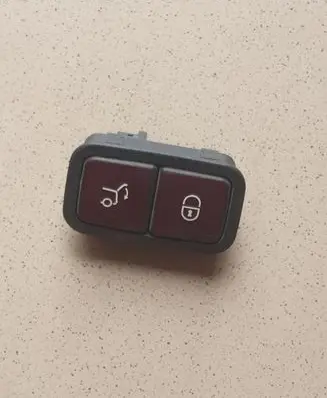 Mercedes-Benz GL X164 Tailgate/boot open switch button 2118219451 A2118219451