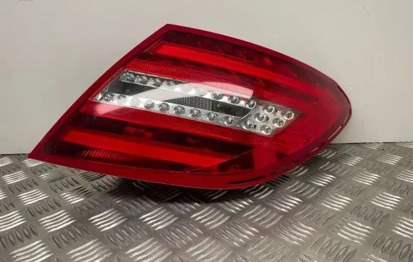 Mercedes-Benz C W204 Rear/tail lights 2048205864