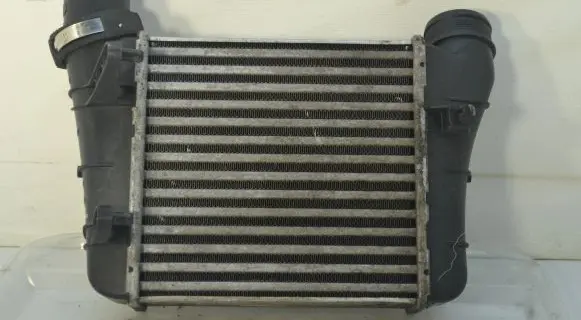Audi A4 S4 B7 8E 8H Intercooler radiator 8E0145805S