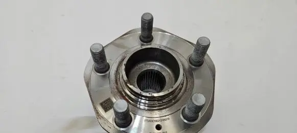 Tesla Model 3 Front wheel hub 104412100E