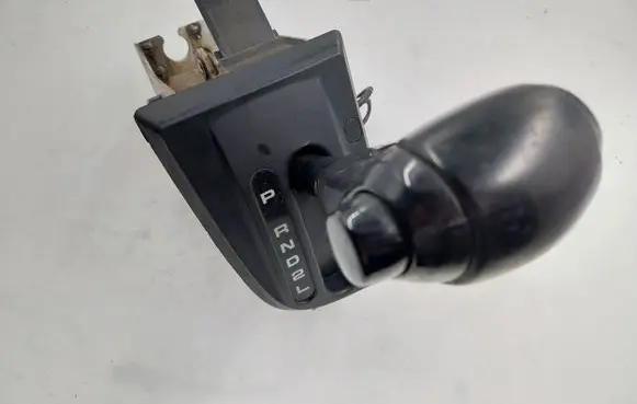 KIA Carnival Gear shifter/selector 0K53C64350