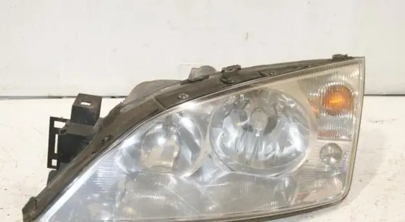 Ford Mondeo Mk III Headlight/headlamp 1S7113006AJ